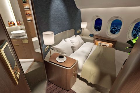 Kategorie: Visionäre Konzepte  Die "Peacock Suites" von Paperclip Design sind für den vordersten Kabinenteil gedacht: In der First Class kann die Kabine je nach Bedarf in ein Familienabteil mit Hochbett oder auch in eine Drei-Zimmer-Luxussuite verwandelt werden.