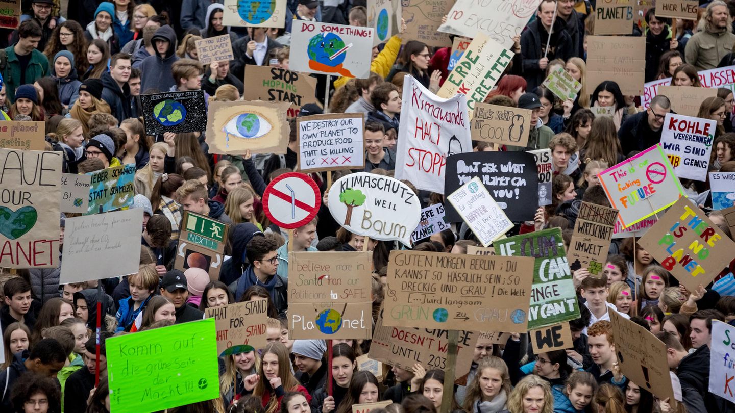 "Fridays for Future": Gymnasium droht demonstrierenden Schülern mit Bußgeld
