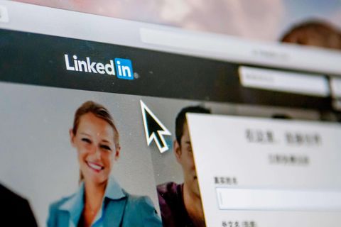 Das Foto zeigt den Internetauftritt des Karrierenetzwerks LinkedIn