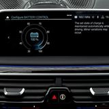 BMW 745 Le xDrive - hier wird der Ladezustand angezeigt