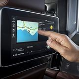 BMW 745 Le xDrive - auch Touchfunktion im Fond