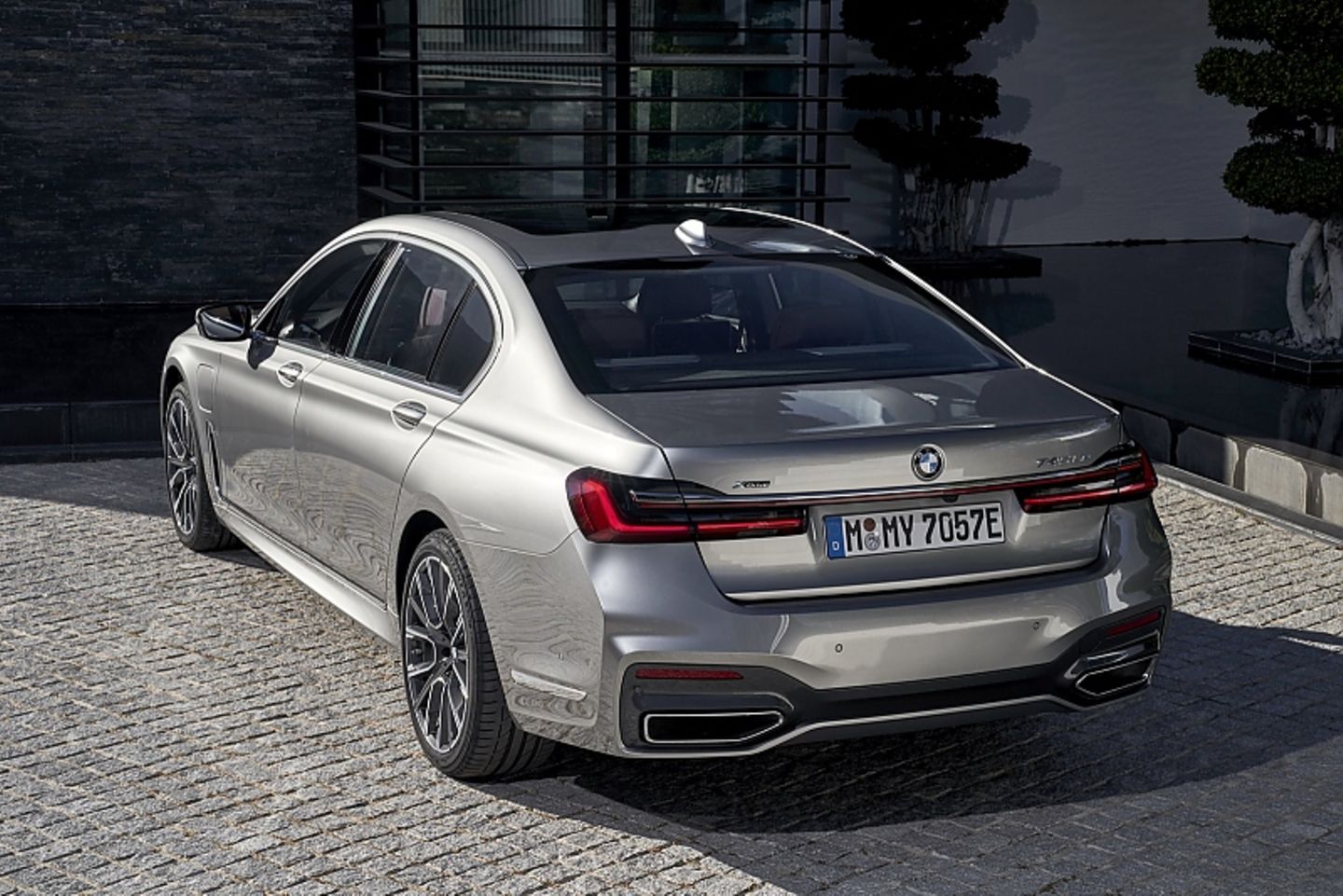 BMW 745 Le xDrive - optisch ist der Hybride nicht mehr zu erkennen