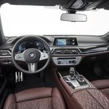 Das Cockpit des BMW 745 Le xDrive