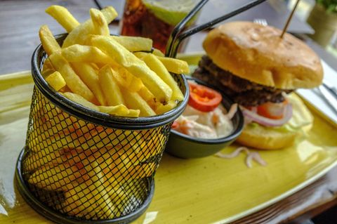Kaum vollkorn, zu viel Salz - jeder Fünfte stirbt an Folgen ungesunder ernährung