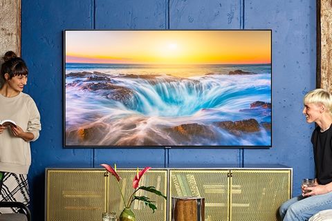 8K-TV: Irre: Samsungs neuer Top-Fernseher ist teurer als ein Porsche