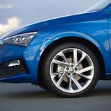 Auf Wunsch steht der Skoda Scala 1.5 TSI auf 18 Zoll Rädern