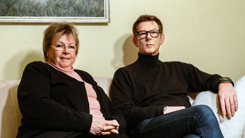 "Wir waren zum Abschuss freigegeben": Fast 42 Jahre nach der Geiselnahme warten Mutter und Sohn noch immer auf Entschädigung Fast 42 Jahre nach der Geiselnahme warten Mutter und Sohn noch immer auf Entschädigung