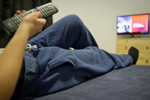 Mit Nichten ist die Jogginghose nur etwas für die Couch. Ich habe trotzdem kein besseres Bild gefunden.