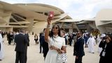 US-Model Naomi Campbell macht ein Selfie: Zur Eröffnung des Museums wurde viel Prominenz eingeflogen