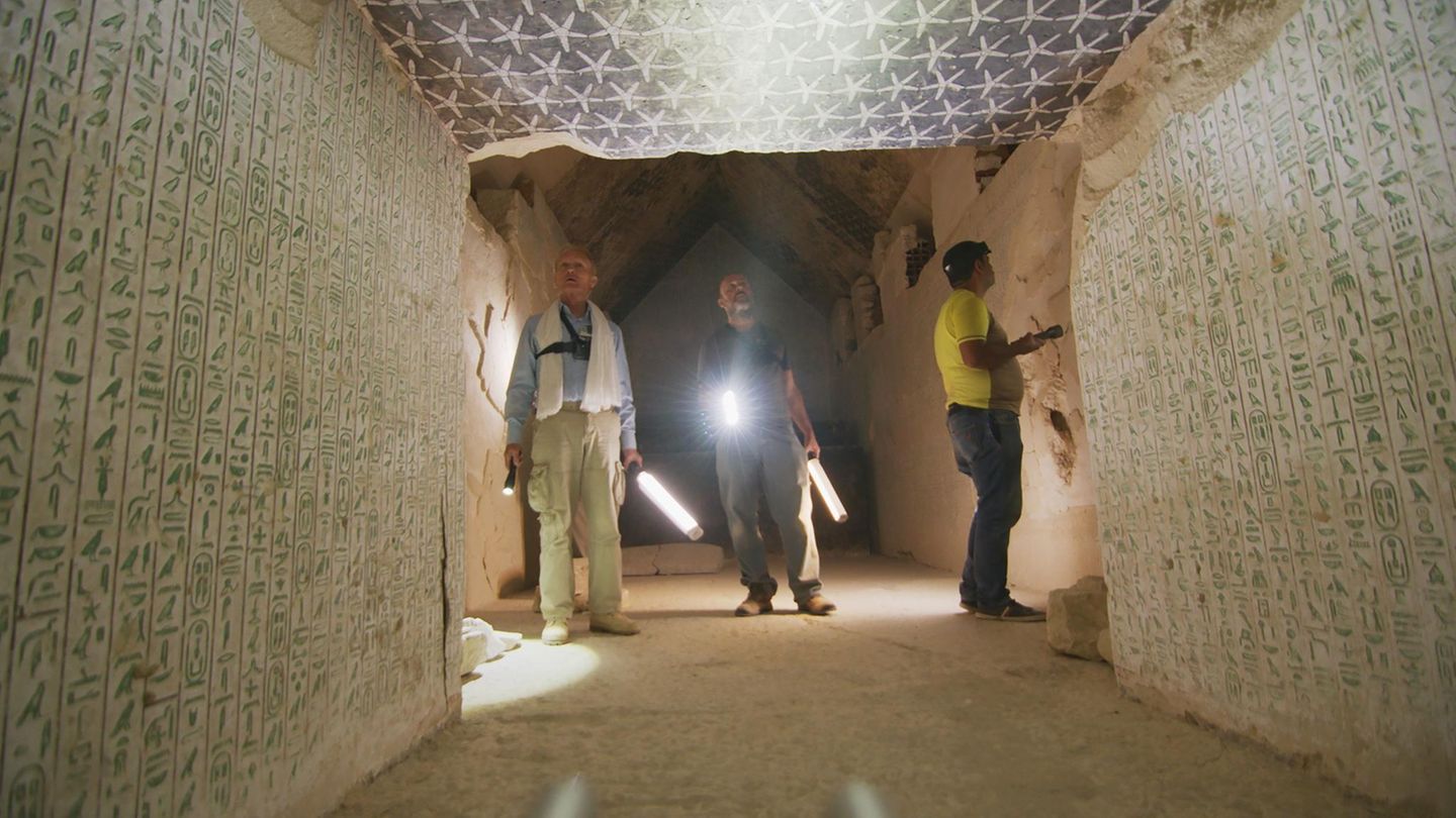 Grabkammer in der Pyramide Pepi II. in Saqarra.