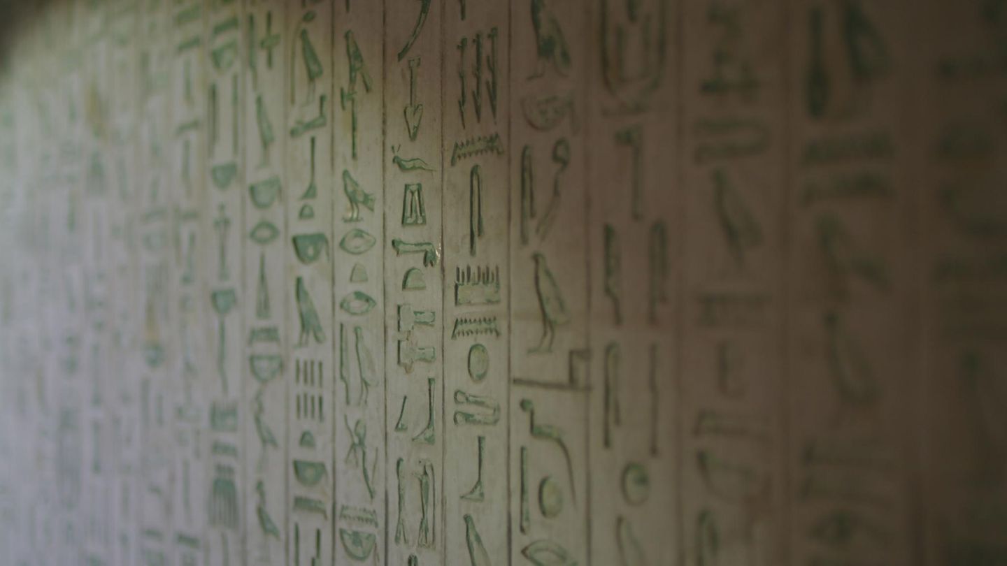 Hieroglyphen in der Pyramide des Pharaos.