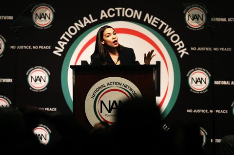 Alexandria Ocasio-Cortez spricht bei einer Veranstaltung des "National Action Network", eine Bürgerrechtsorganisation.