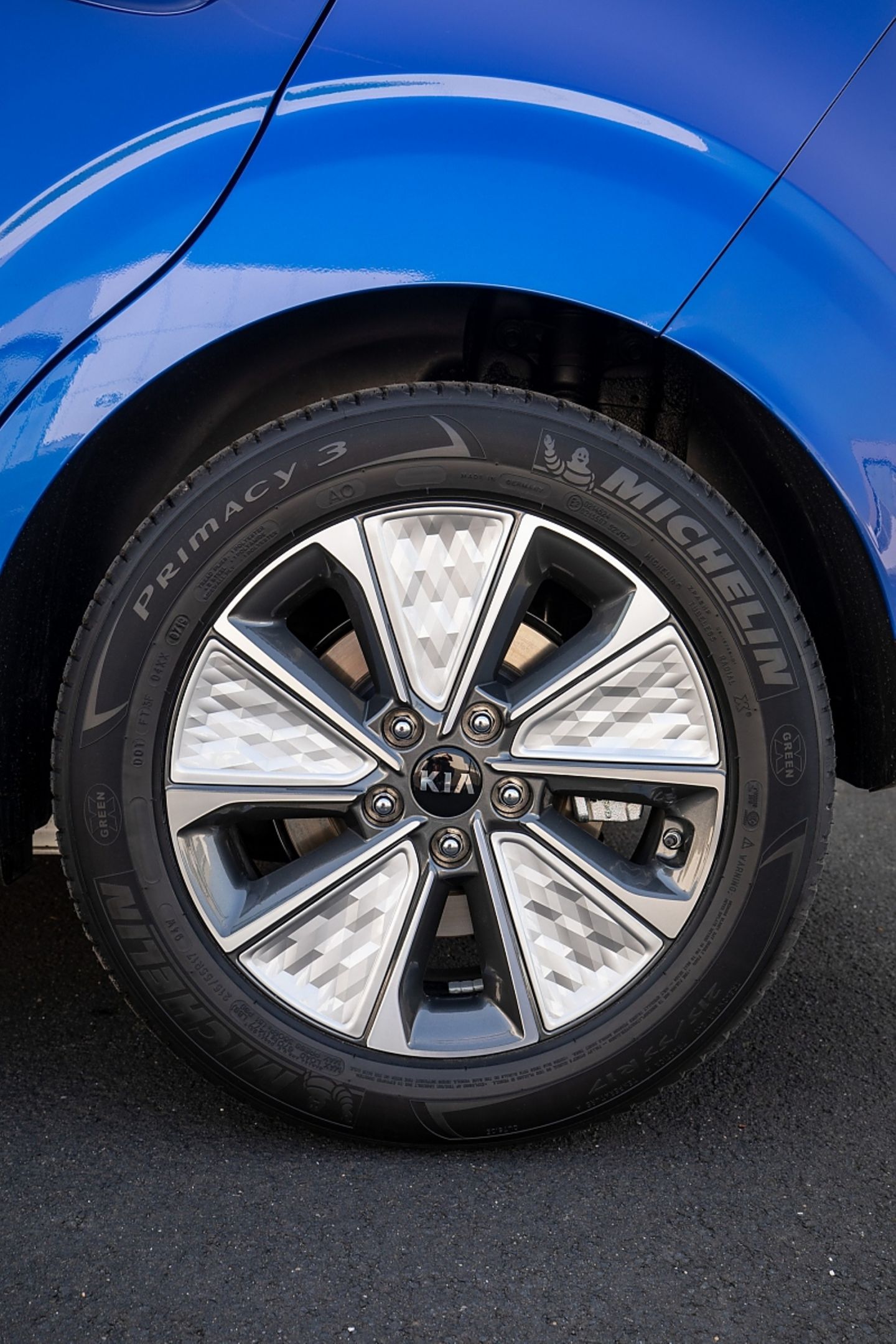 Zum Kia e-Soul gehören auffällige Felgen