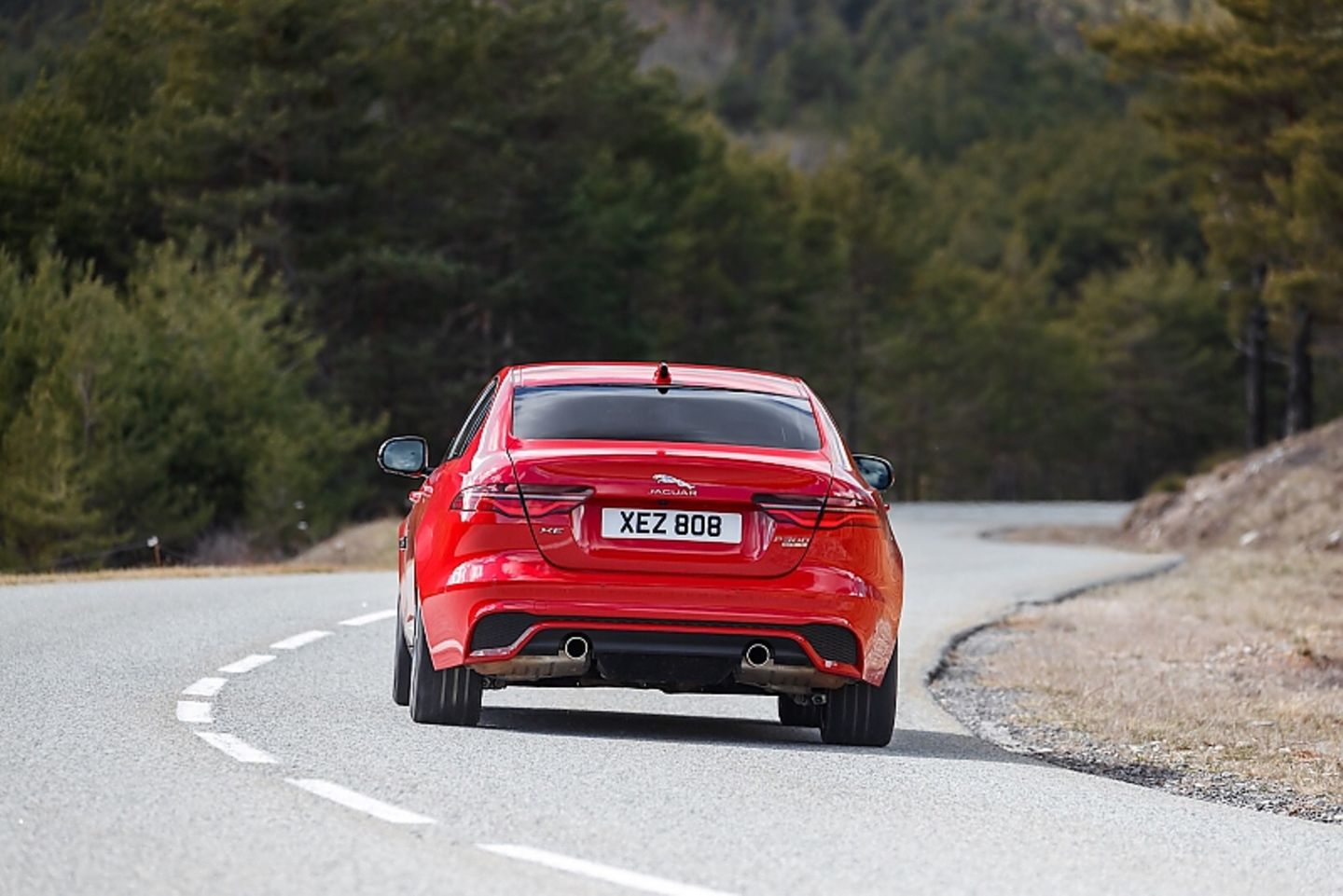 Jaguar XE