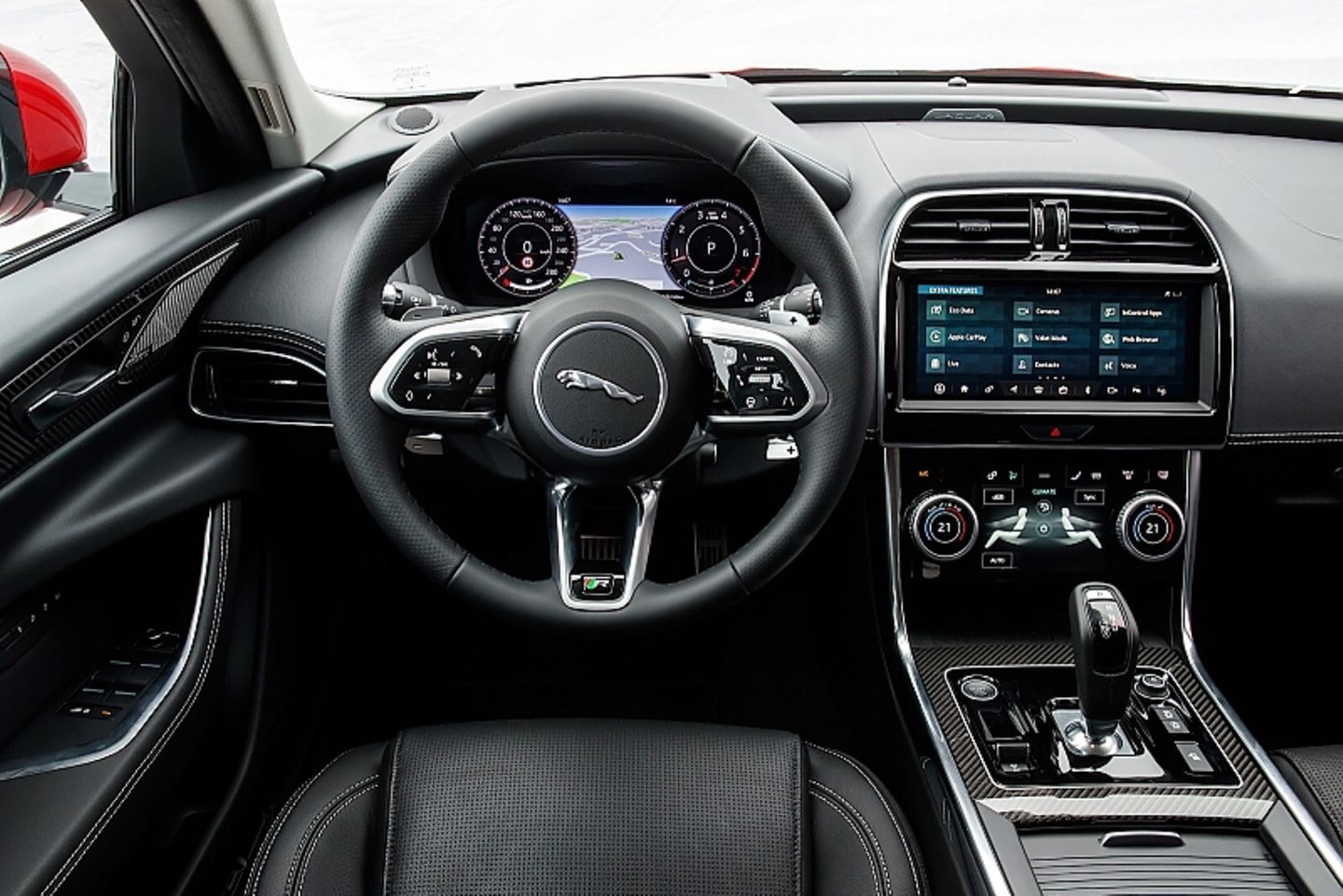 Der Innenraum des Jaguar XE wurde deutlich aufgewertet