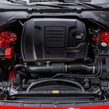 Der Motor im Jaguar XE P300 liefert 300 PS