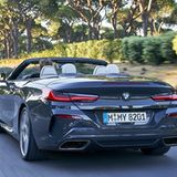 BMW M 850i Cabrio xDrive - das Heck ist breit und zeigt die Leistung ohne Scham
