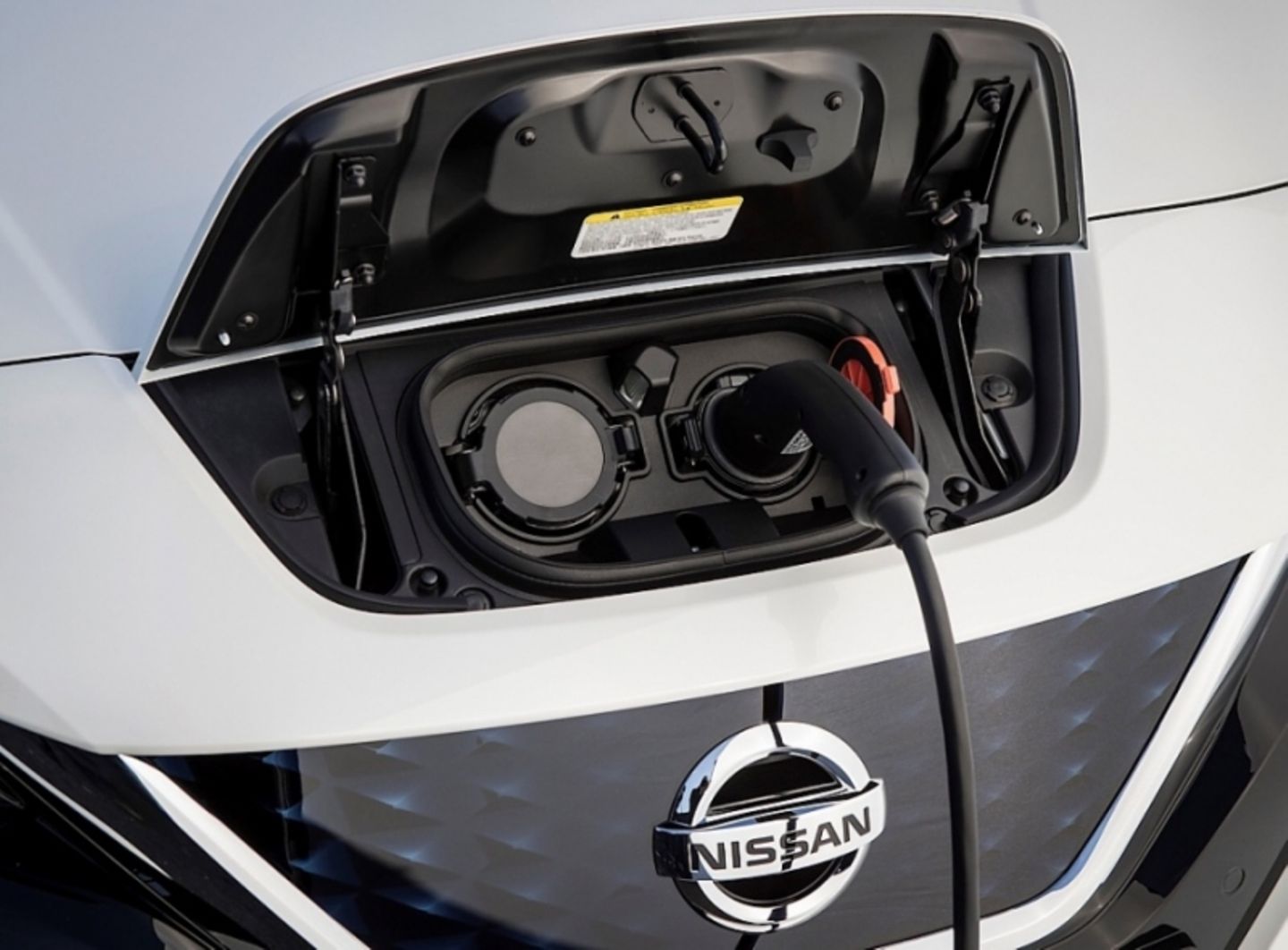 Die Fahrer von Elektroautos fordern vor allem eine dichte Lade-Infrastruktur