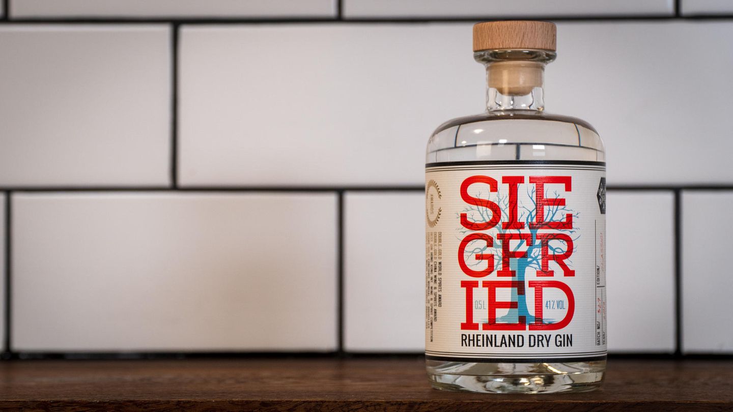 Siegfried Dry Gin Siegfried Dry Gin