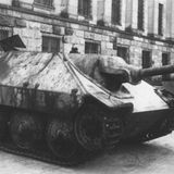 Das große Geschütz verlängerte den kleinen Panzer enorm nach vorn.