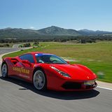 Mit dem Ferrari 488 und dem Goodyear Eagle F1 auf dem Ascari Race Track