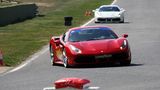 Mit dem Ferrari 488 und dem Goodyear Eagle F1 auf dem Ascari Race Track