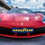 Mit dem Ferrari 488 und dem Goodyear Eagle F1 auf dem Ascari Race Track
