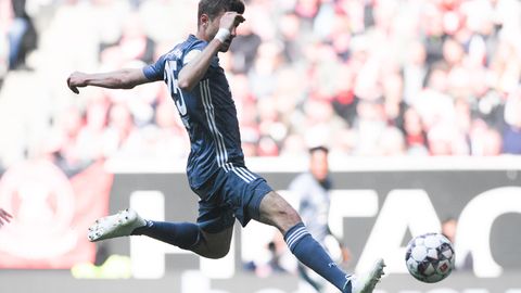 Bayern-Spieler Thomas Müller sagt, er würde solche Elfmeter wie den von Fortuna Düsseldorf am Sonntag absichtlich verschießen