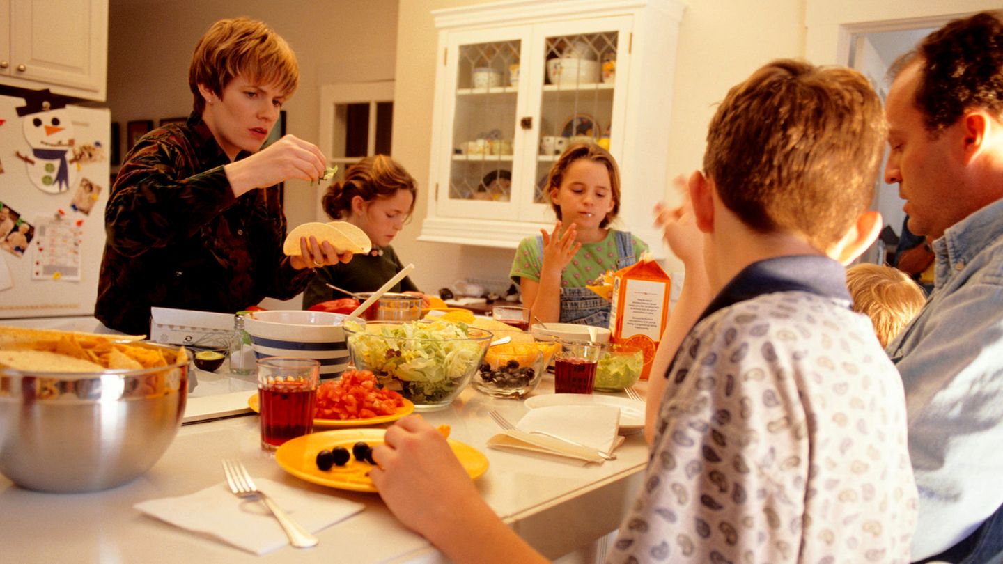 Familie mit mehreren Kindern