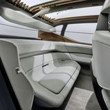 Audi AI:ME Concept 2019 - hinten mit Bank