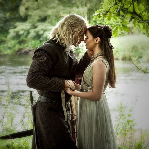 Rhaegar Targaryen heiratet Lyanna Stark am Flussufer