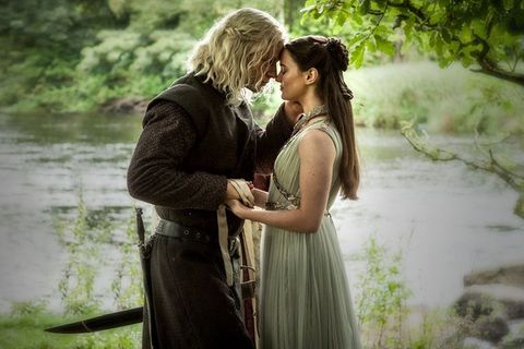 Rhaegar Targaryen heiratet Lyanna Stark am Flussufer