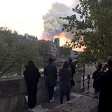  Die Nachrichtenagentur AFP hat mit Menschen auf den Straßen von Paris gesprochen. "Es ist furchtbar", sagt die britische Touristin Nathalie Cadwallader. "Und das nach all den schrecklichen Ereignissen in Paris".