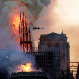 Der brennende Vierungsturm