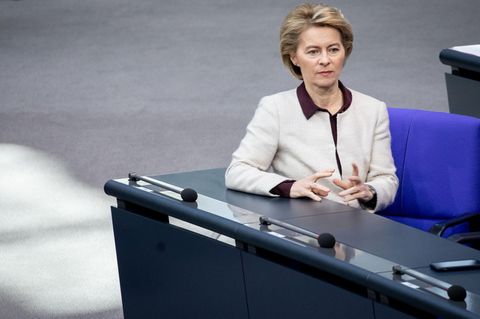 Verteidigungsministerin Ursula von der Leyen Anfang des Monats bei einer Sitzung im Bundestag. Die Ministerin produziert seit Monaten mit einer Berateraffäre Negativschlagzeilen