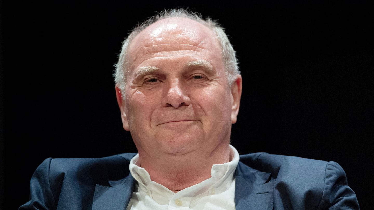 Uli Hoeneß: "Ich hatte immer eine besondere Beziehung zur wirtschaftlichen Seite des Fußballs"