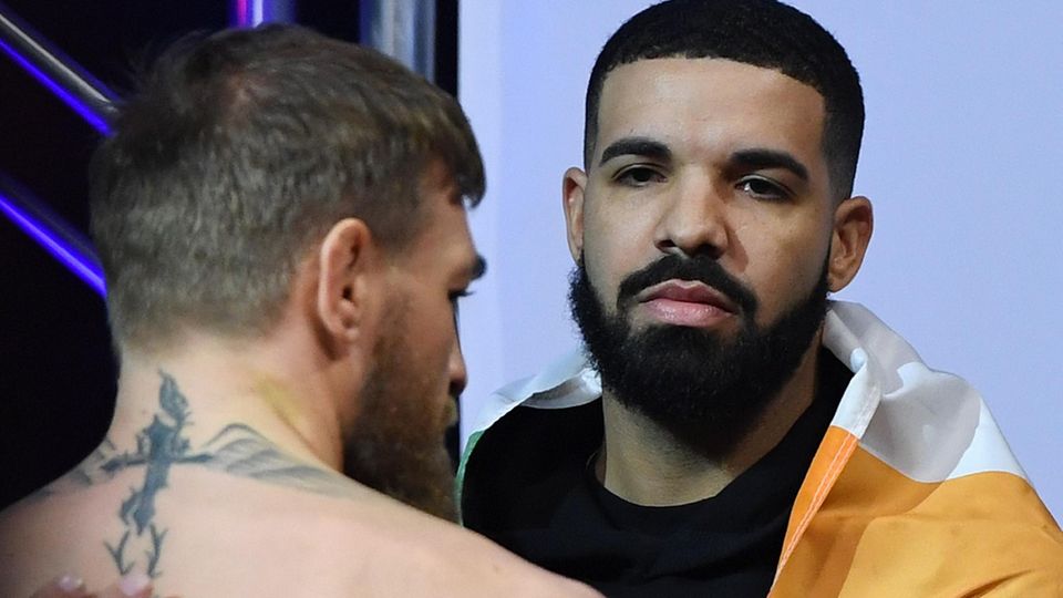 Drake mit Conor McGregor (l.) vor dessen UFC-Kampf im Oktober letzen Jahres in Las Vegas
