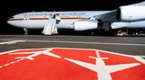 Wegen eines Druckluftproblems am Airbus A340 "Theodor Heuss" strandet Bundespräsident Frank-Walter Steinmeier in Äthiopien. Um drei Stunden verschiebt sich der Start in Addis Abeba.