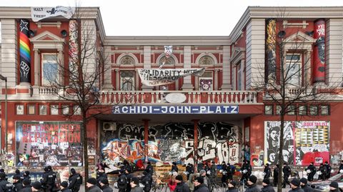 Hier will der Münchner Pegida-Chef demonstrieren: die Rote Flora in Hamburg