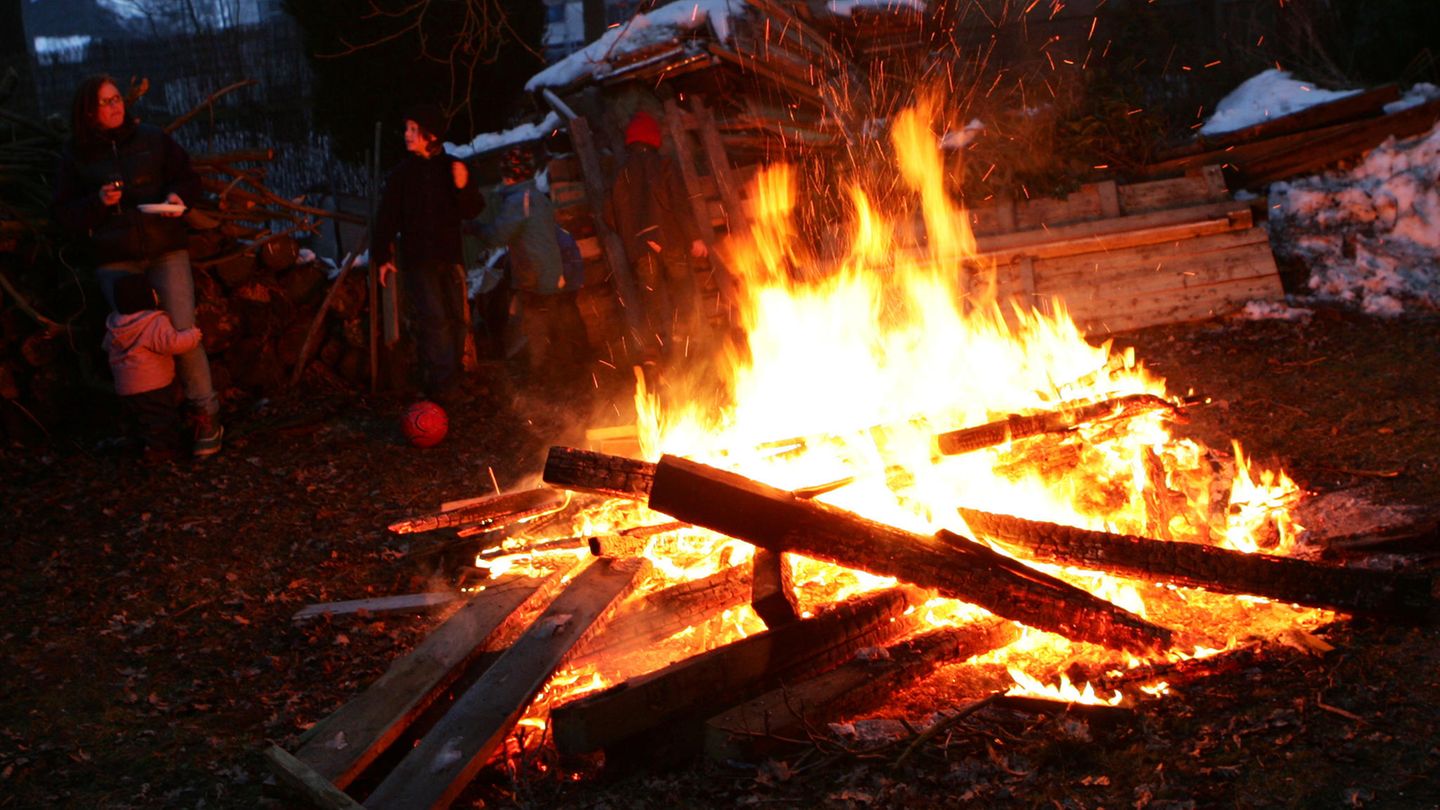 Osterfeuer Garten