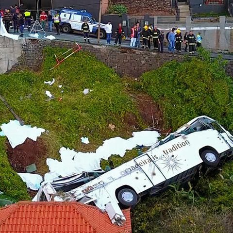 29 von 57 Fahrgästen sterben bei dem Unfall auf Madeira