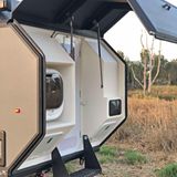 Futuristischer Heckeinstieg.