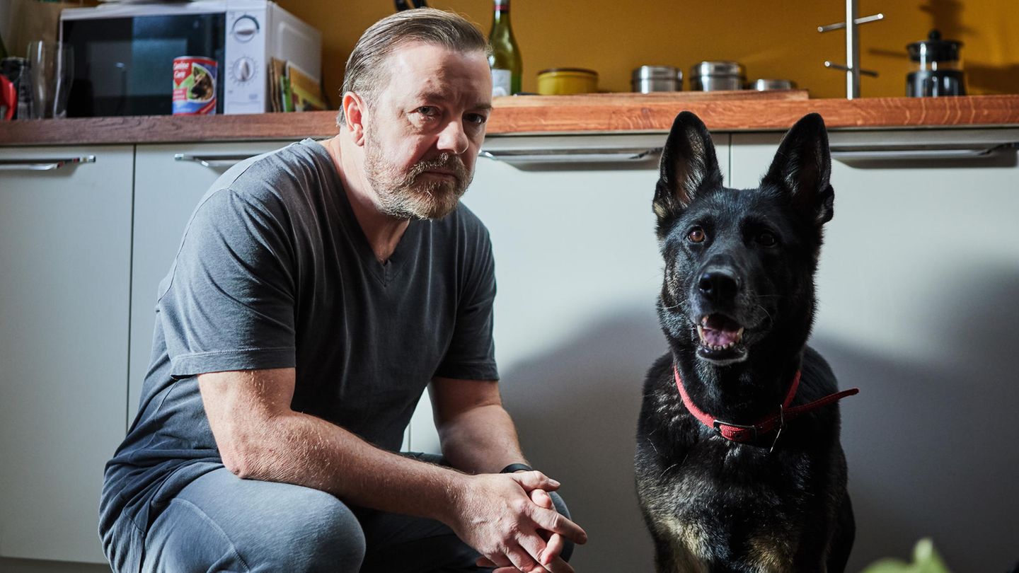 After Life Ricky Gervais in "After Life"