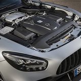 Der V8-Biturbo hat 40 kW / 585 PS