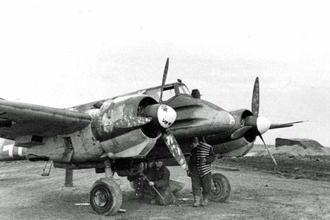 Die Henschel Hs 129: Auffällig ist der dreieckige Querschnitt des Rumpfes