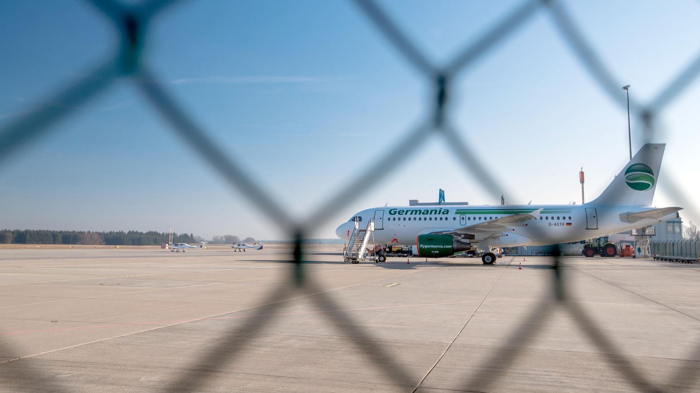 Über Rostock ins All wie der Flughafen in Laage den Weltraum erobern