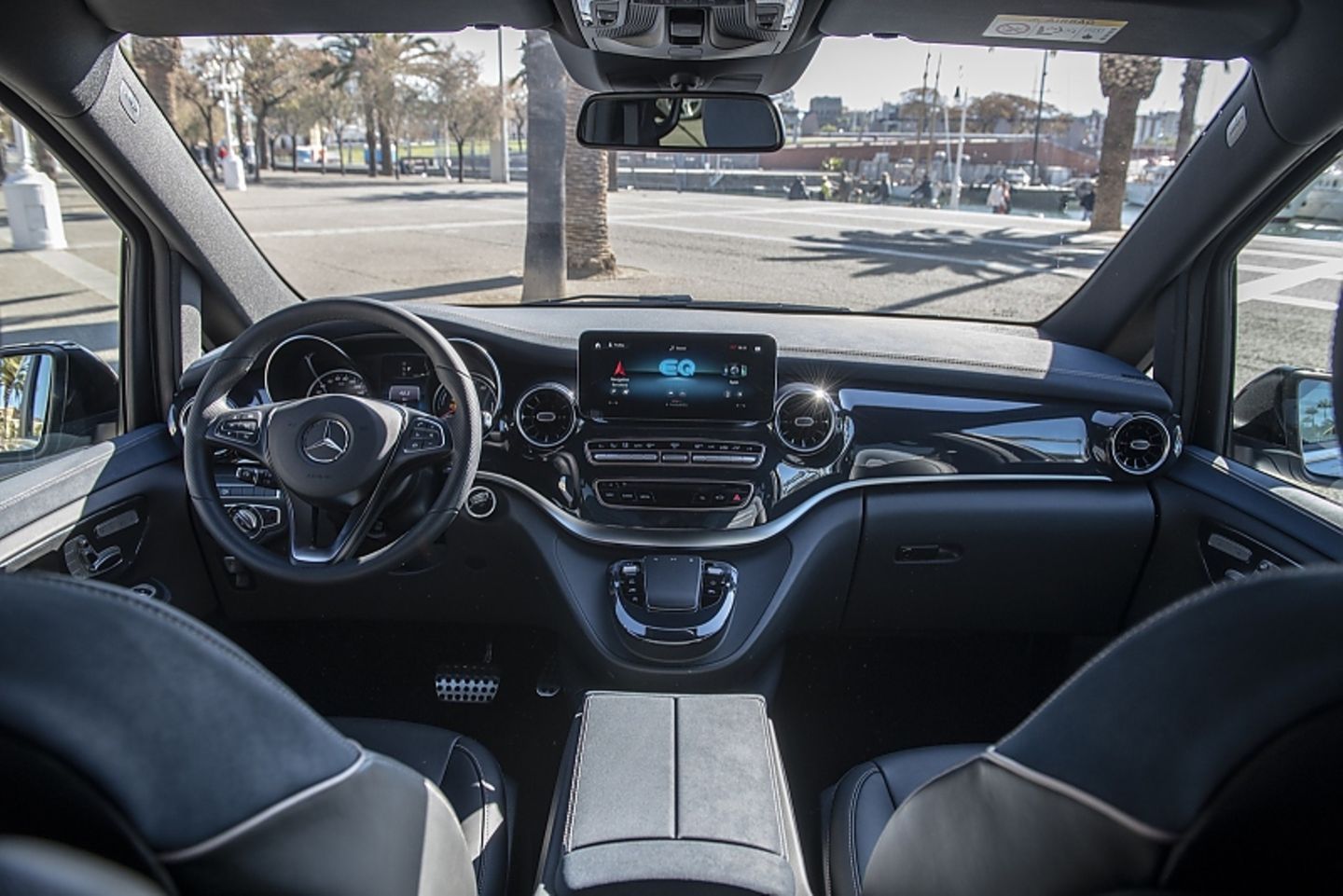 Mercedes EQ V Concept