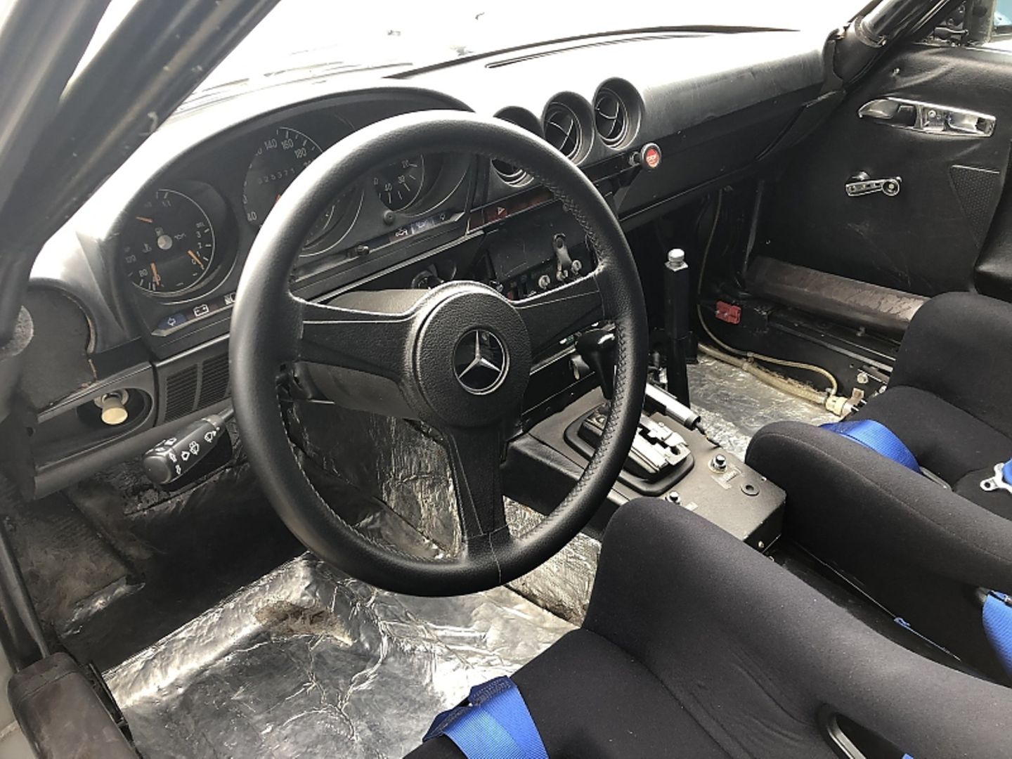 Mercedes 500 SL R 107