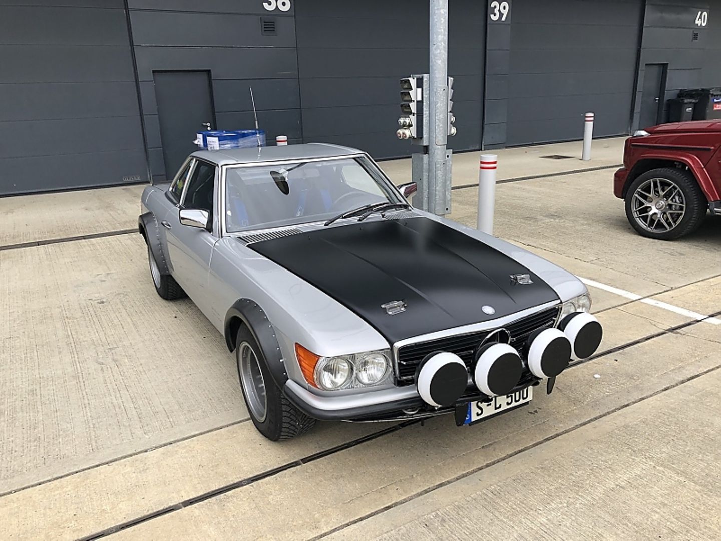 Mercedes 500 SL R 107