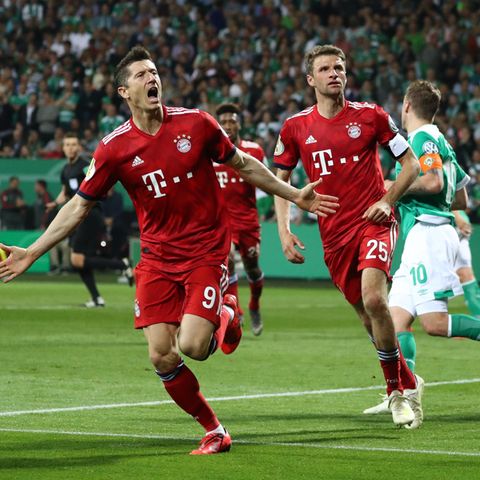 DFB-Pokal-Halbfinalspiel zwischen Bayern und Bremen